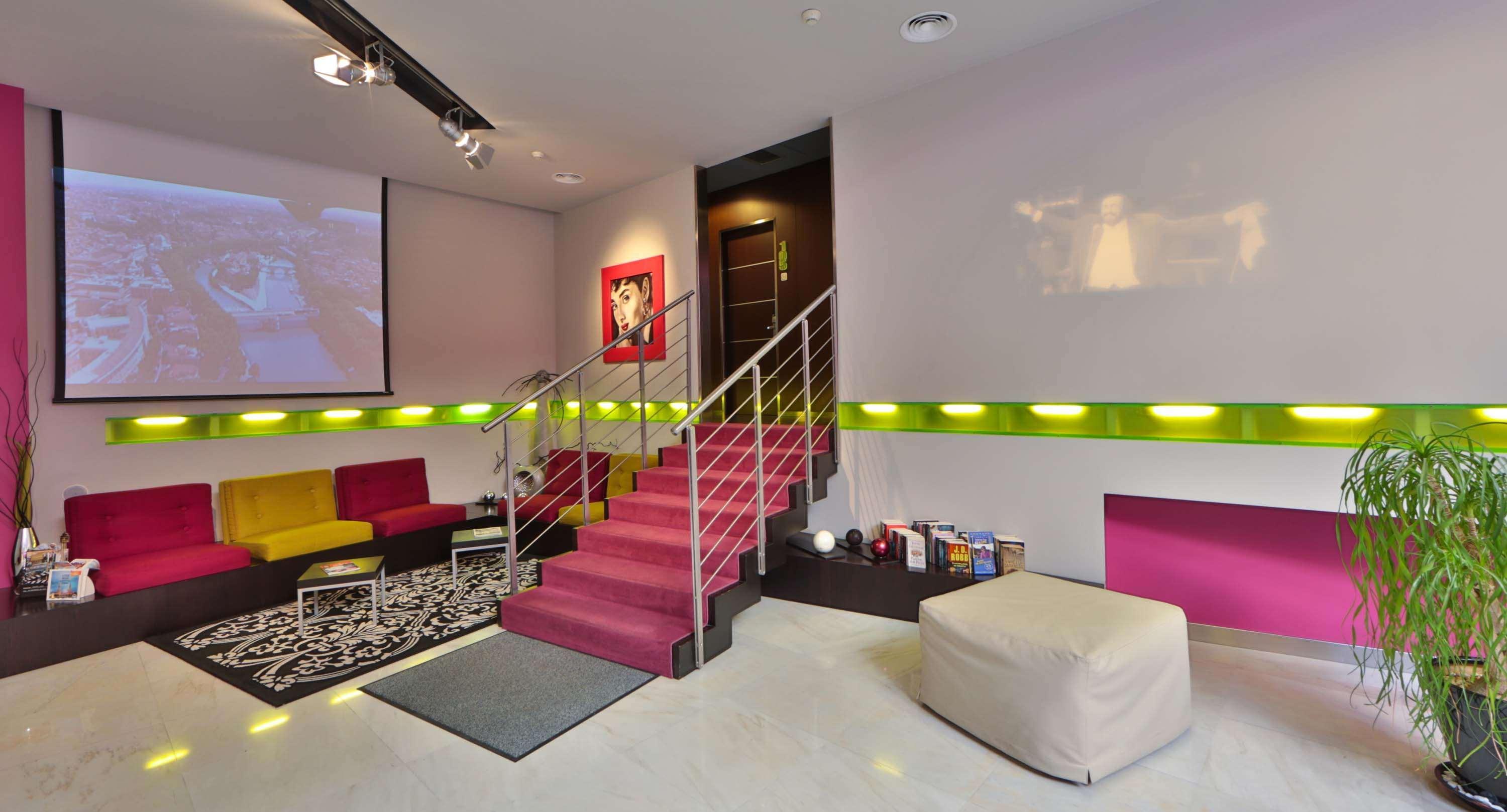 Best Western Cinemusic Hotel Roma Esterno foto