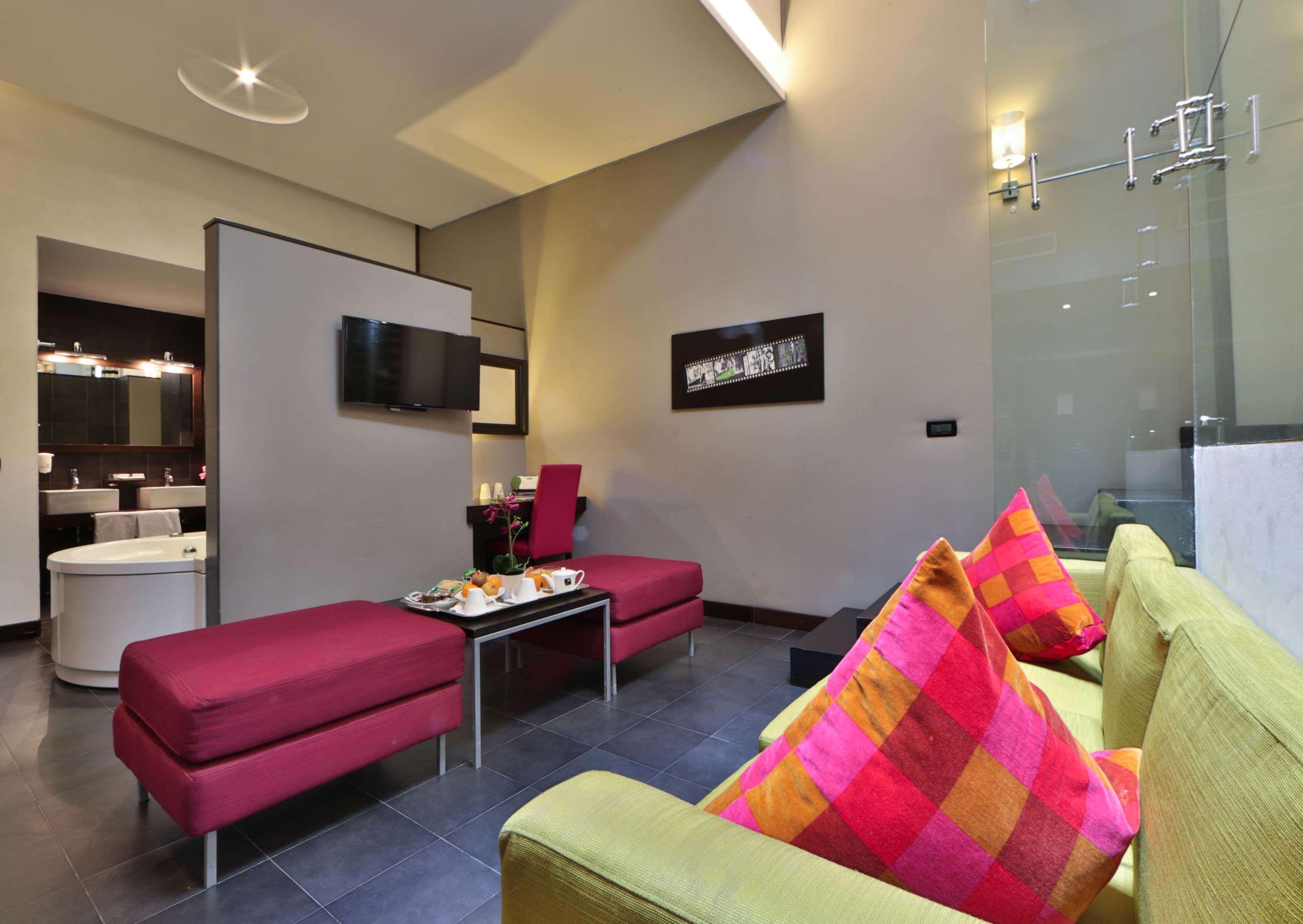 Best Western Cinemusic Hotel Roma Esterno foto