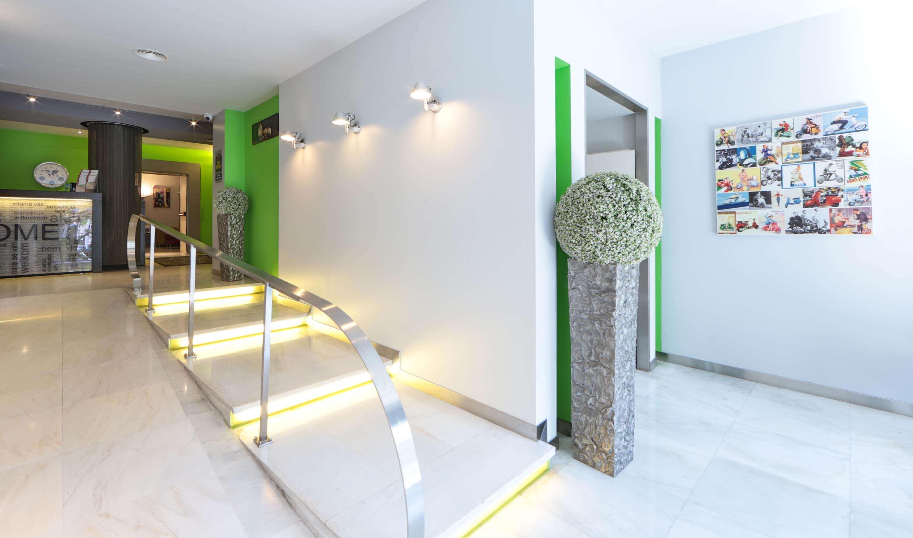 Best Western Cinemusic Hotel Roma Esterno foto