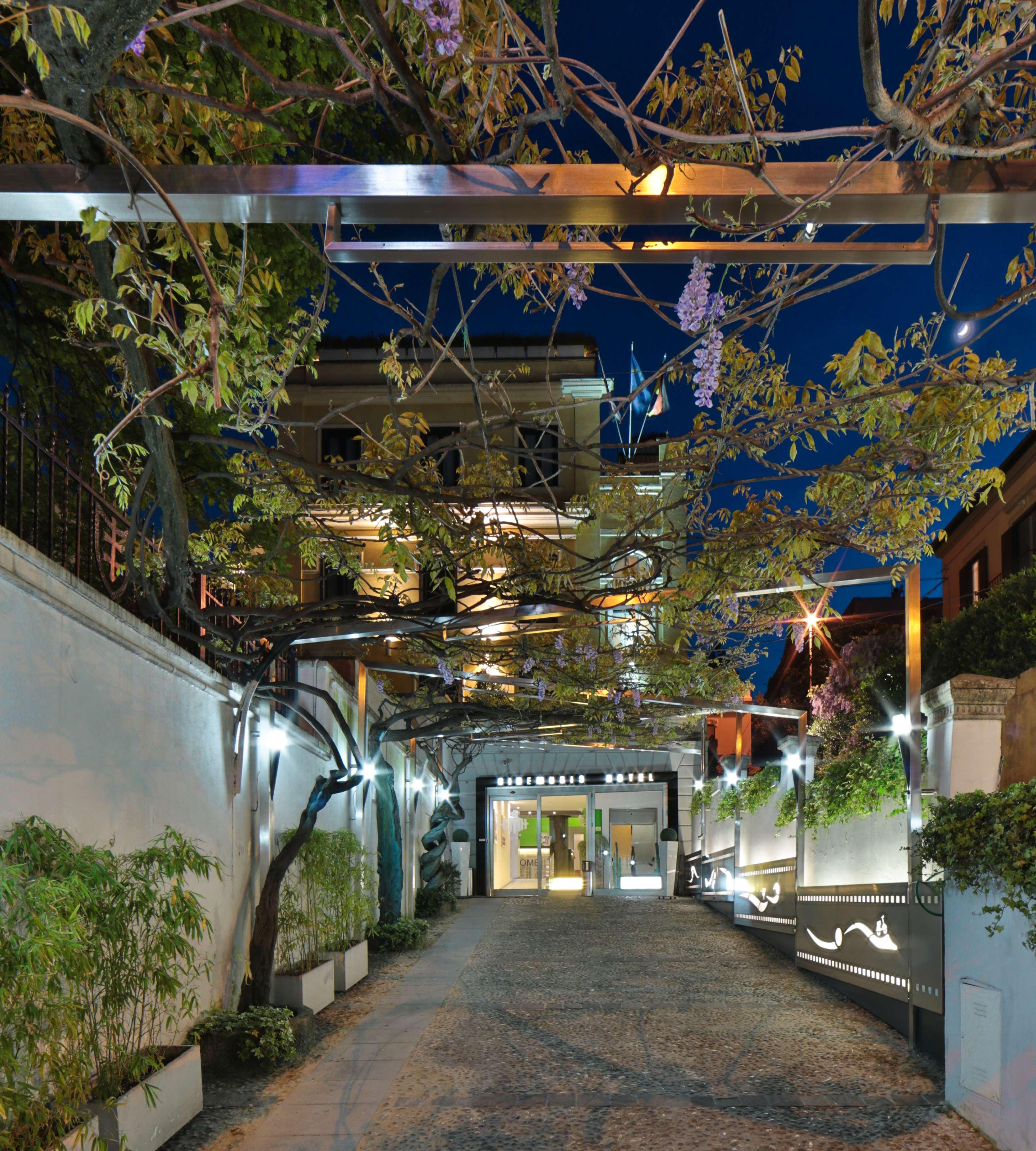 Best Western Cinemusic Hotel Roma Esterno foto