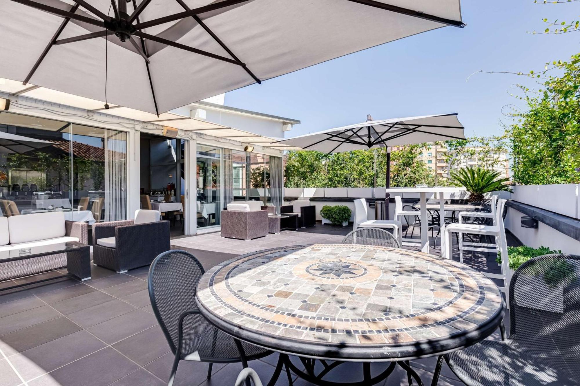Best Western Cinemusic Hotel Roma Esterno foto