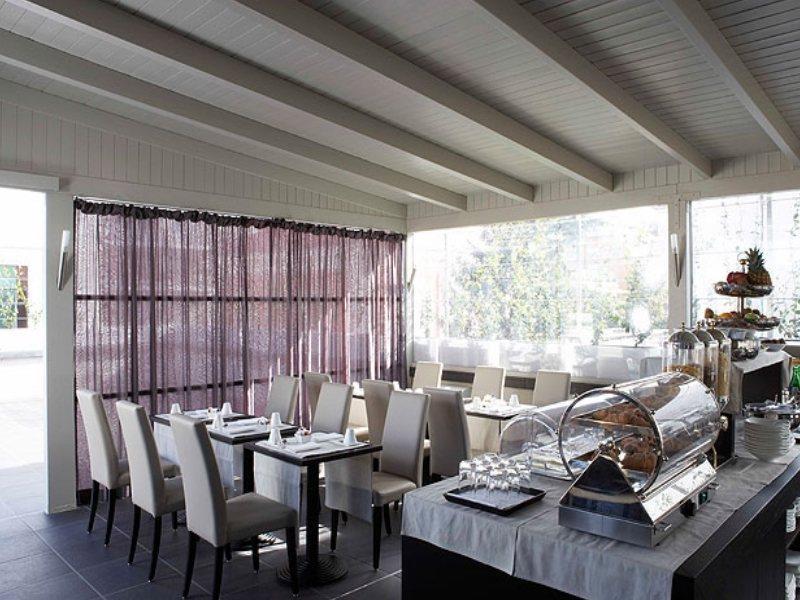 Best Western Cinemusic Hotel Roma Ristorante foto